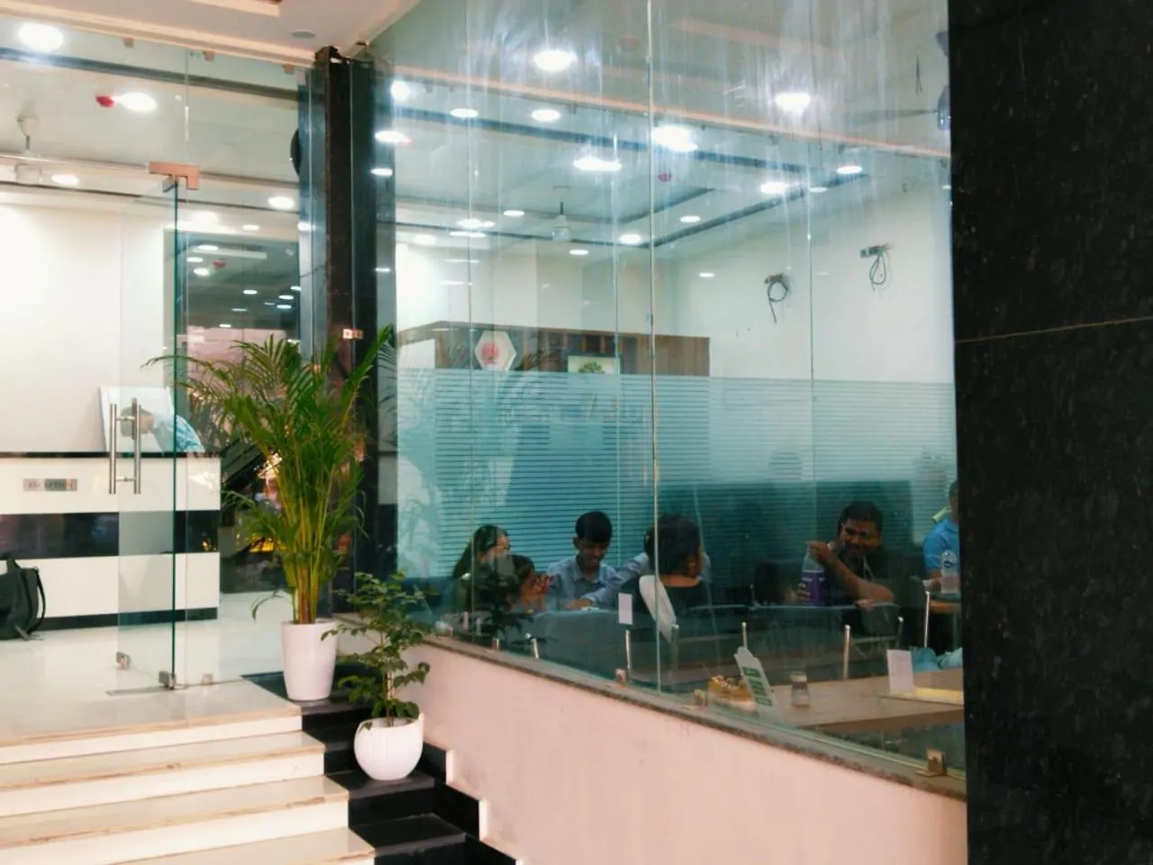 Hotel Shree Radha Krishna Varanasi