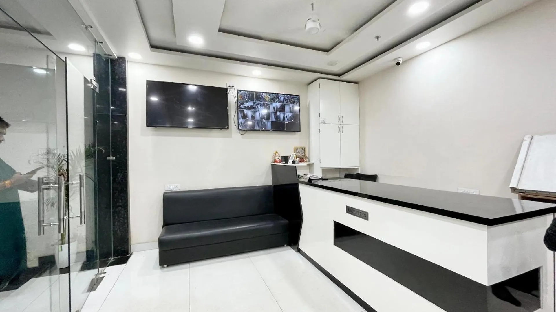 Hotel Shree Radha Krishna Varanasi