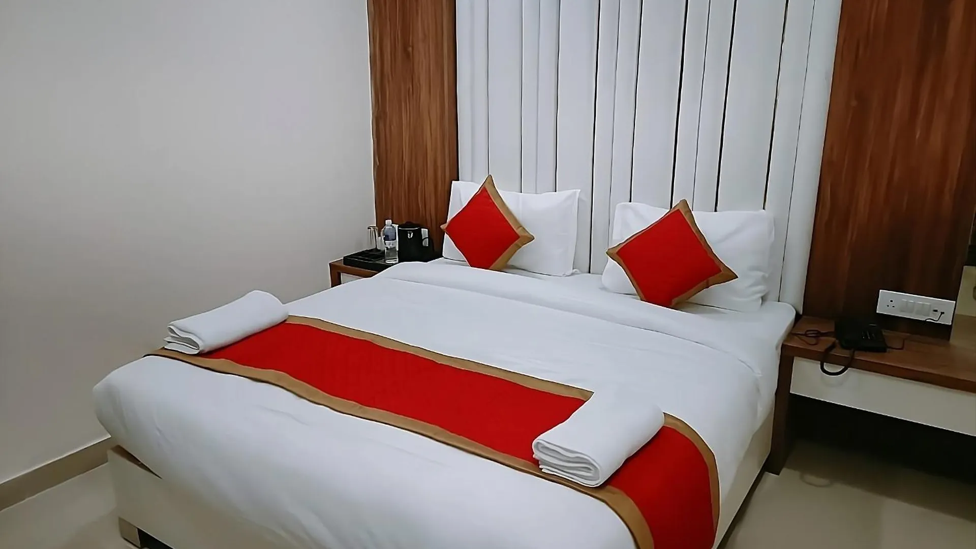 Hotel Shree Radha Krishna Варанаси 2*,  Индия