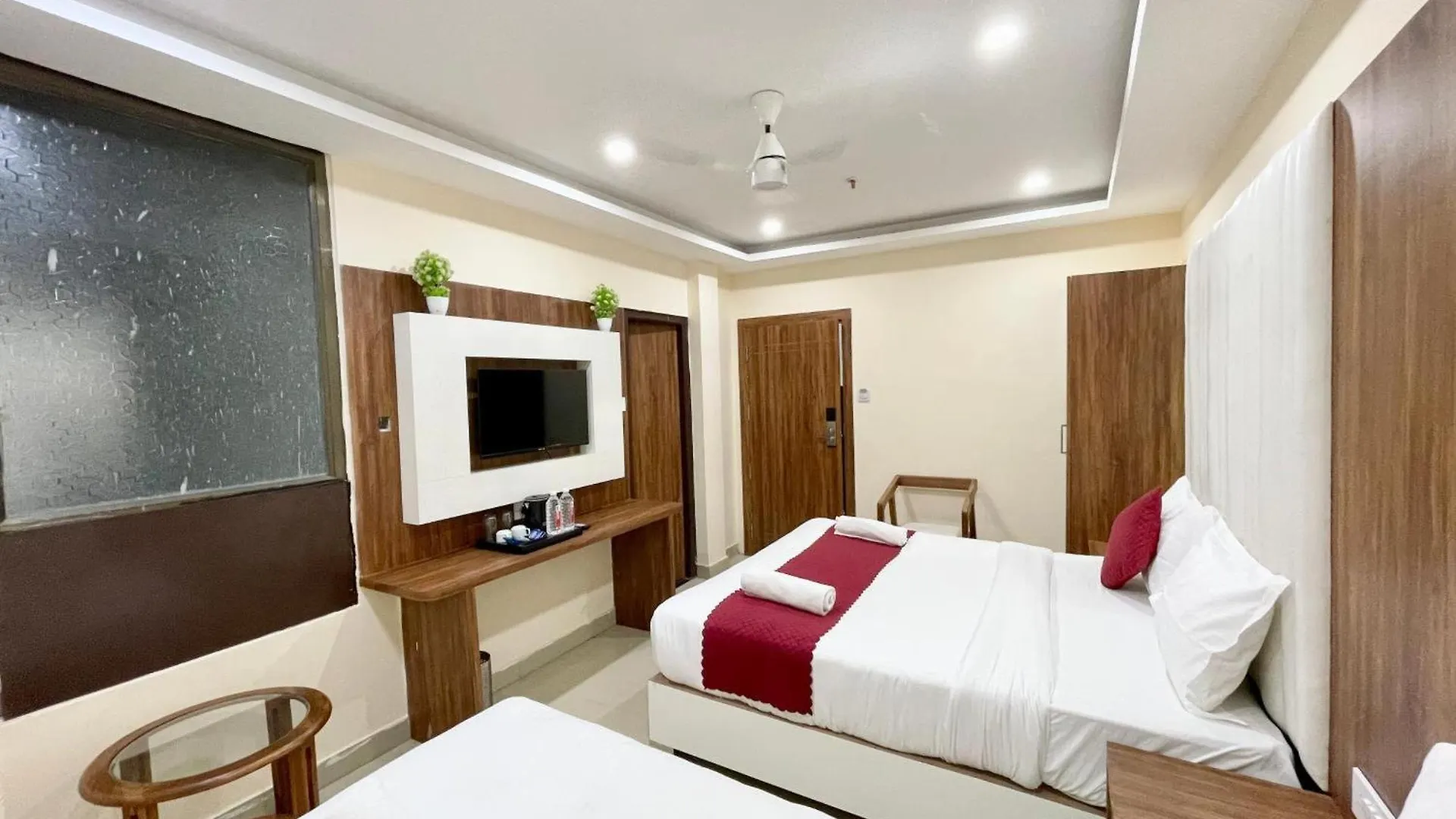 **  Hotel Shree Radha Krishna Варанаси Индия